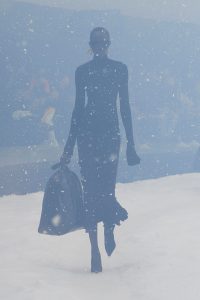 NowThis on X: Want to carry a fashionable trash bag? Balenciaga